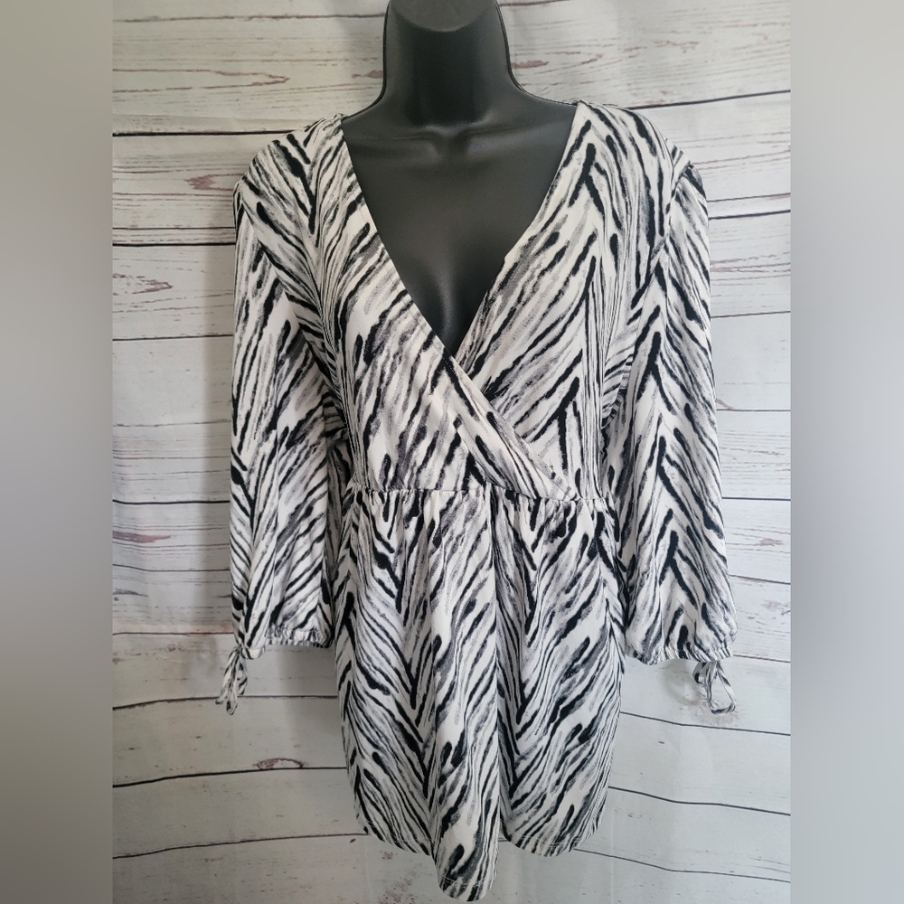 Absolutely Famous Monochrome Wrap Top